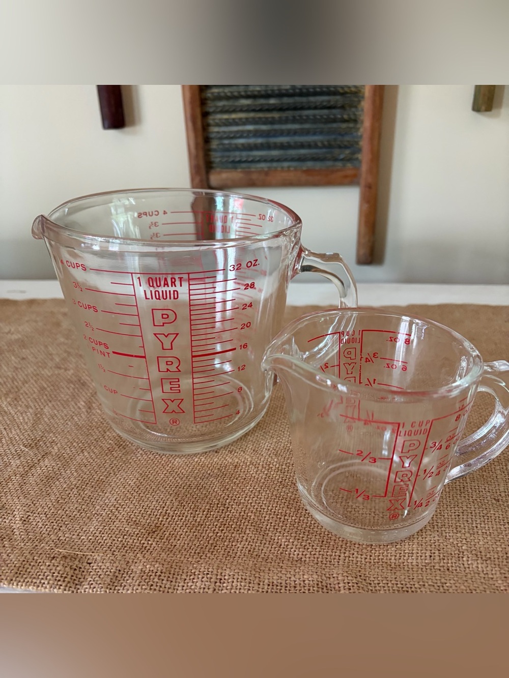 Vintage Pyrex Measuring Cup Set❤️ - Picture 2 of 12